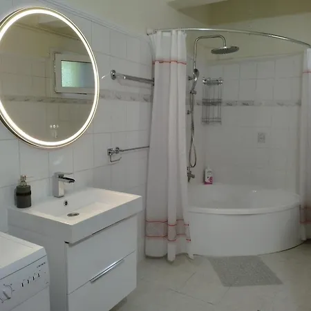 Appartement Kota Apartman *